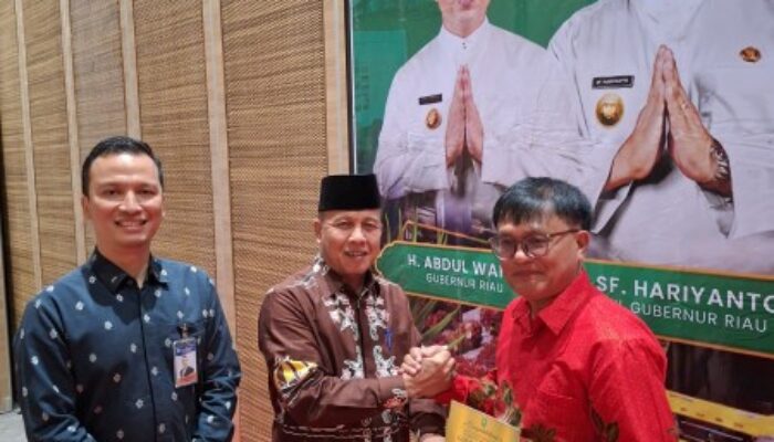 Dua penghargaan yang diraih PT. Sari Dumai Sejati