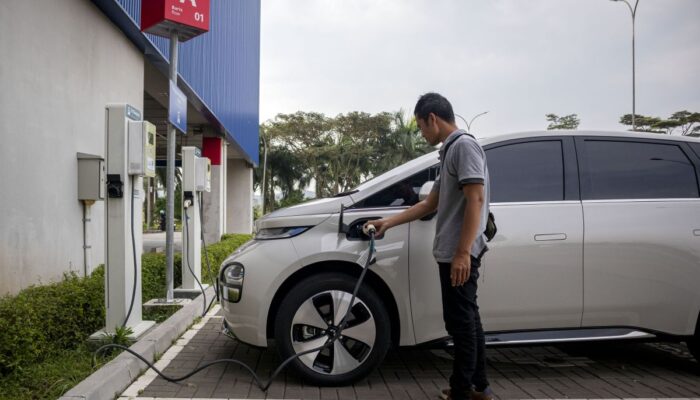Hal penting sebelum pasang “wall charger” mobil listrik di rumah