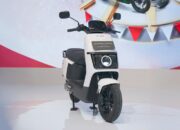 Polytron Fox 200 ramaikan pasar motor listrik didesain untuk perempuan