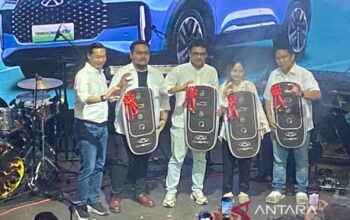 Chery resmi serahkan 1.000 unit Tiggo Cross CSH Hybrid