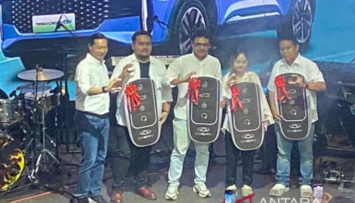 Chery resmi serahkan 1.000 unit Tiggo Cross CSH Hybrid
